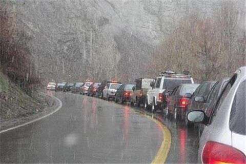 بارش باران در برخی از محورهای استان‌های کرمان و خراسان جنوبی