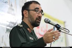 هوشیاری و در صحنه بودن رمز خودسازی در برابر دشمنان است