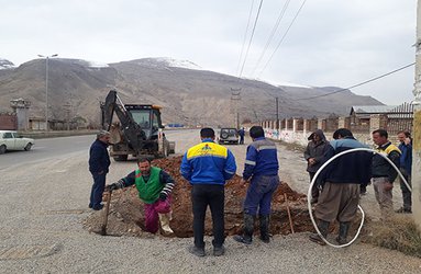 رفع حادثه در خط انتقال آب شرب ماکو