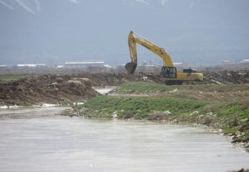 اجرای دایک حفاظتی مانعی بر ورود سیلاب به سه روستای شهر اراک