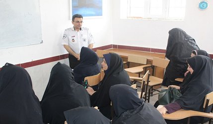 برگزاری دوره آموزشی کمک های اولیه در فرهنگسرای شهرداری آذرشهر