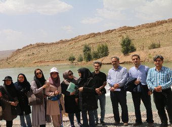 بازدید جمعی از دبیران منطقه ۱۷ تهران  از سد تاریخی کبار قم