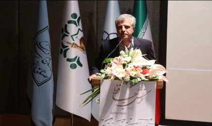 حافظ از مرزهای جغرافیایی ایران فرارفته است