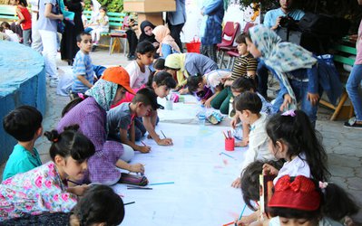 برگزاری جشنواره نقاشی متری در فرهنگسرای آنا توسط شهرداری منطقه۴ تبریز