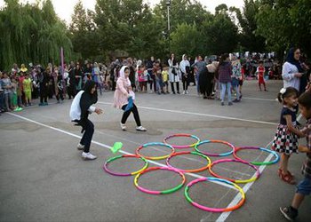 جشنواره تابستانه بازی های محلی مادران و دختران در بوستان بانوان قزوین برگزار شد