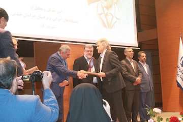 اداره‌کل هواشناسی خراسان جنوبی در جشنواره استانی شهید رجایی عنوان برتر را کسب کرد