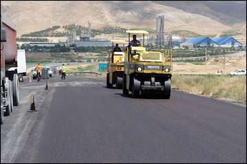 روکش آسفالت ۴۰۰ کیلومتر از راههای فرعی و روستایی استان سیستان و بلوچستان بهبود مییابد