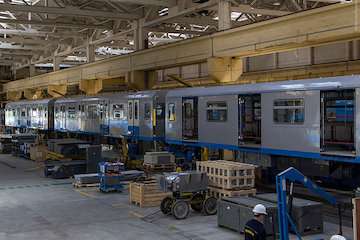 دو قرارداد به ارزش ۱۵۹۰۰ میلیارد ریال در صنعت حمل ونقل ریلی امضا شد