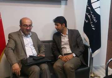 اعضای شورای اسلامی شهر تهران از نمایشگاه حماسه سازان سرافراز  دفاع مقدس بازدید کردند