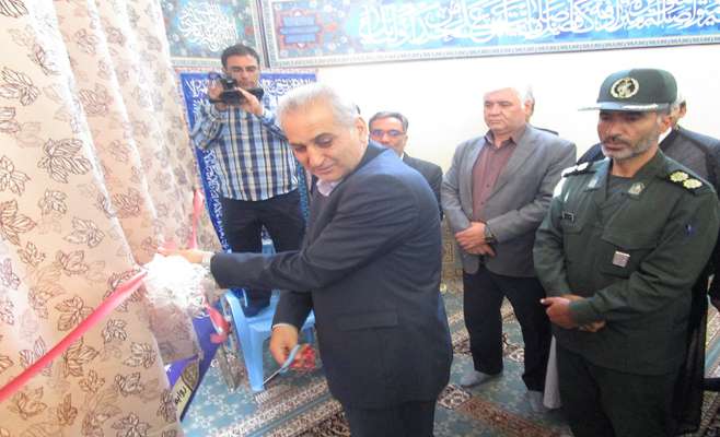 شهردار نیر از افتتاح پروژه آسفالت ریزی بیش از 20 معابر در هفته دولت خبر داد.