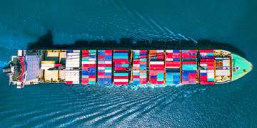 خودکفایی در تولید انواع کانتینر حمل‌و‌نقل دریایی مطابق با مقررات بین‌المللی‌