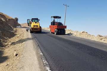 احداث و آسفالت راه روستایی بشدره به تکله قوز به اتمام رسید