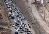 ترافیک سنگین در محورهای منتهی به مهران