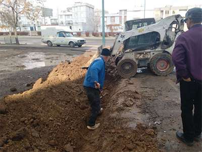 در سال جاری 15 کیلومتر لوله گذاری جهت توسعه سیستم آبیاری قطره ای در قزوین انجام شده است