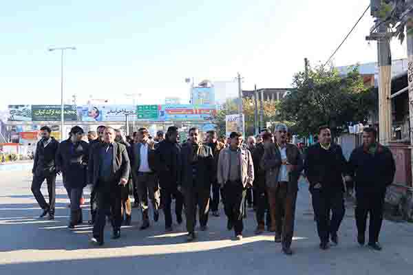 حضور پرسنل خدوم شهرداری نکا در راهپیمایی مردمی در حمایت از موضع حکیمانه مقام معظم رهبری و محکومیت فتنه گران