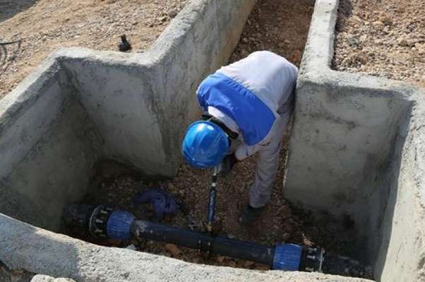 کاهش ۲۷۰ درصدی کشف انشعابات غیر مجاز آب و فاضلاب در اصفهان