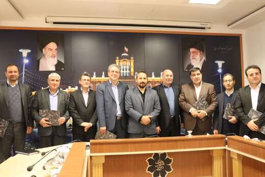 شهردار تبریز از مدیران عرصه حمل و نقل تقدیر کرد