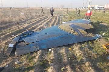 گزارش اولیه سانحه پرواز ۷۵۲ هواپیمایی اوکراین اینترنشنال منتشر شد/ تیم بررسی سانحه اوکراینی عازم ایران شدند