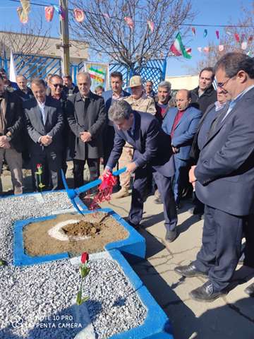 کلنگ زنی سامانه فاصلاب شهر چالدران همزمان با سومین روز ایام الله دهه مبارک فجر