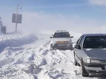 برف جاده جنگلی دالخانی رامسر را بست