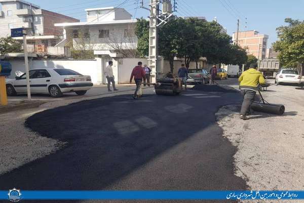 زیرسازی و آسفالت خیابان های سطح شهر در حال انجام است