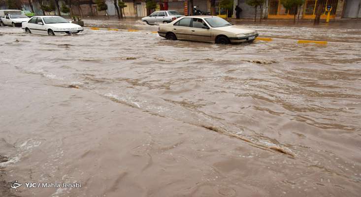 استمرار بارش باران در برخی از استان‌های کشور