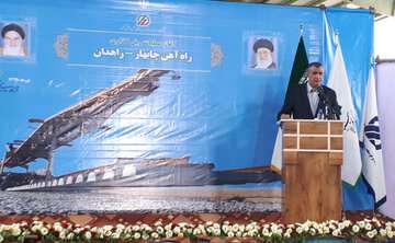 وزیر راه و شهرسازی: توسعه محور شرق و سواحل مکران ۲ برنامه کلیدی دولت است