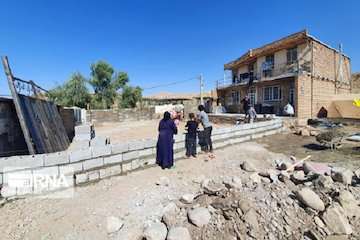 پرداخت ۴۹ میلیارد تومان کمک بلاعوض به سیل‌زدگان کردستان/ اتمام تعمیرات ۲۰۵۴ واحد سیل‌زده/ توزیع ۱۴۰۰۰ تن سیمان رایگان