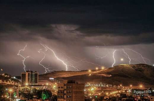 رگبار باران و رعد و برق، وزش باد و کاهش نسبی دما در انتظار استان