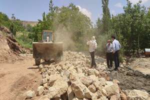 بازدید سید عبدالمجید نژادصفوی ، مدیرکل راه و شهرسازی استان به همراه رئیس اداره حراست از روند پیشرفت ...