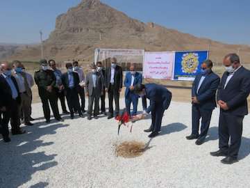 کلنگ احداث ۸۴ واحد طرح اقدام ملی در شهرستان تفت به زمین زده شد