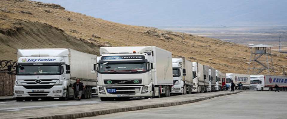 مرز میلک دوباره توسط رانندگان افغانستانی بسته شد