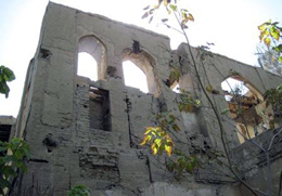 سردر تاریخی «خیمه‌گاه» در اصفهان تهدید می‌شود