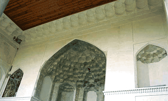 متروی شیراز لرزه بر ارگ کریمخان می اندازد