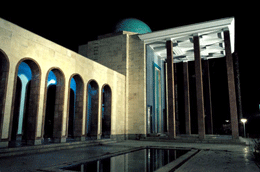 ساماندهی محوطه آرامگاه سعدی در شیراز