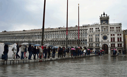 «ونیز» ایتالیا غرق شد