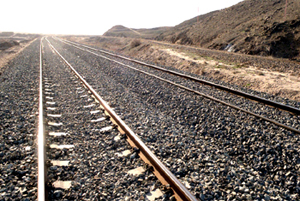 خطر فرونشست زمین در مسیر خط آهن مشهد- تهران جدی است
