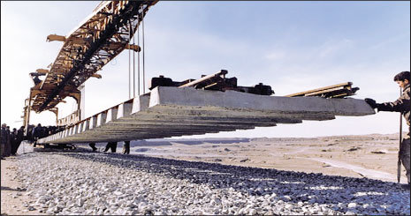 راه‌آهن قزوین - رشت در مراحل پایانی/ ادامه مذاکرات برای قطعات باقی‌مانده