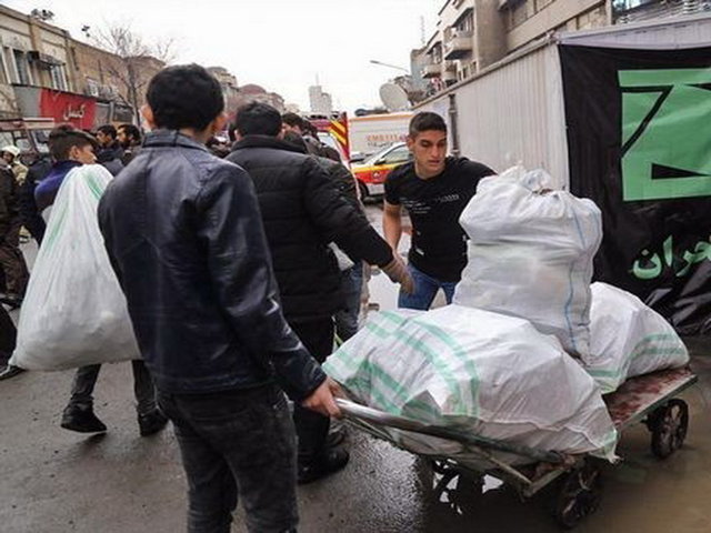 چند نفر از کارگران پلاسکو بیمه بیکاری گرفتند؟