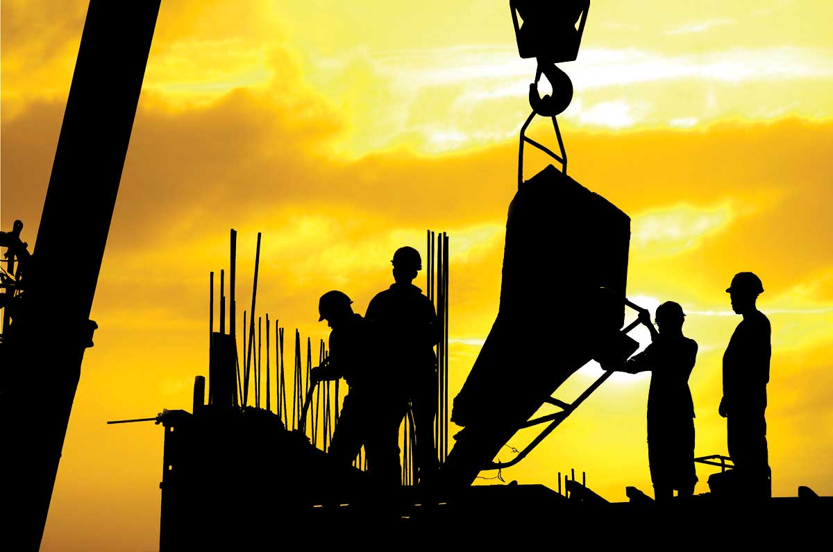 چند کارگر ساختمانی متقاضی بیمه هستند؟