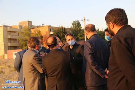 کلنگ‌زنی ۳ هکتار از باغ‌های لاله در فاز نخست