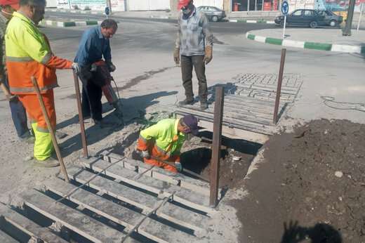 لایروبی کانال روپوشیده انتهای جاده ائل گلی