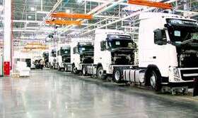 آخرین وضعیت نوسازی کامیون‌های فرسوده/ ۱۲۰۰ دستگاه منتظر در گمرک‌ها