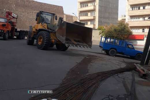 رفع موانع و سدمعبر در سه مسیر سطح حوزه شهرداری منطقه ۲