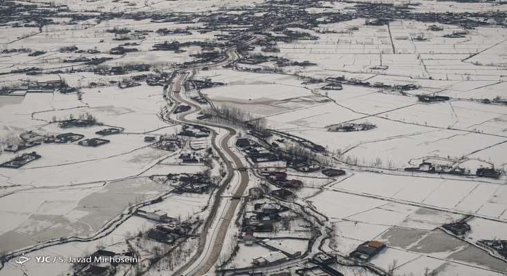 آخرین وضعیت جاده‌های کشور در ۷ آذر/ بارش برف برخی محور‌های شمالی را مسدود کرد