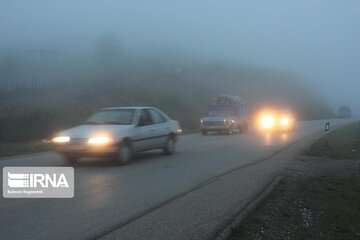 بارش برف و باران در جاده چالوس و آزادراه قزوین- رشت