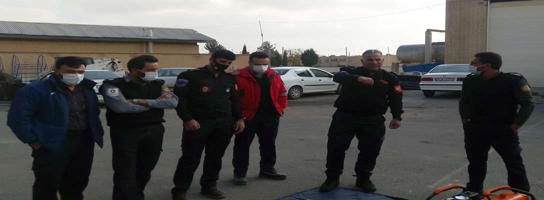 برگزاری دوره های آموزشی هفتگی برای آتش نشانان شهر مبارکه