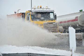 توقف صدور بارنامه برای کامیون‌ها به مقصد استان‌های برف‌گیر‌/اتوبوس‌ها تا ۴۸ ساعت آینده به استان‌های برفی نروند