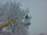 برق 21 روستای درگیر برف در 3 استان وصل شد/ شبکه برق 9 روستای باقی‌مانده در حال بازسازی است