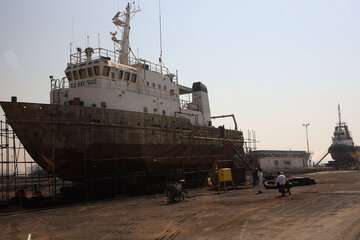 قرارداد ۱۴۰ میلیارد تومانی ساخت ۵ فروند شناور راهنمابر امضا شد